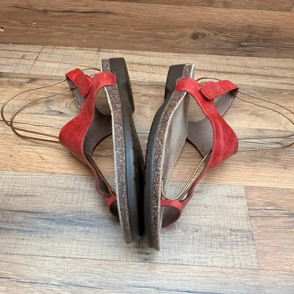 Dansko Reece Women's size 10.5 EU41  red  Leather Slingback Sandals